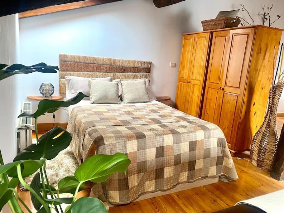 Ferienwohnung Bilbo Near Atico Rural Con Terraza Basauri Exterior foto