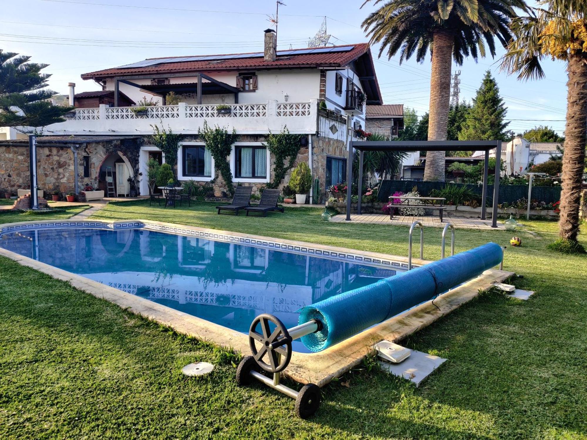 Ferienwohnung Bilbo Near Atico Rural Con Terraza Basauri Exterior foto